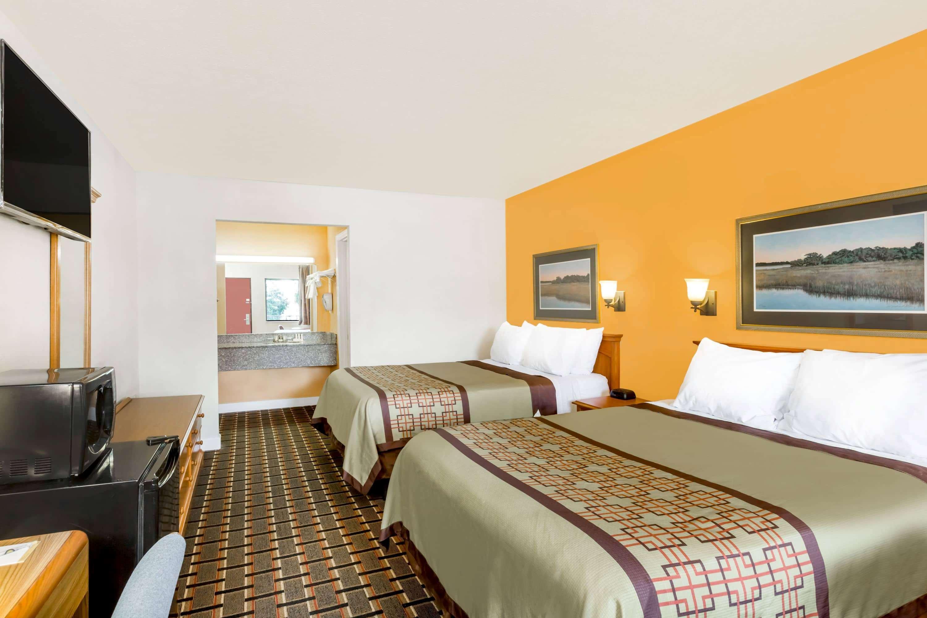 Days Inn By Wyndham Little River Extérieur photo
