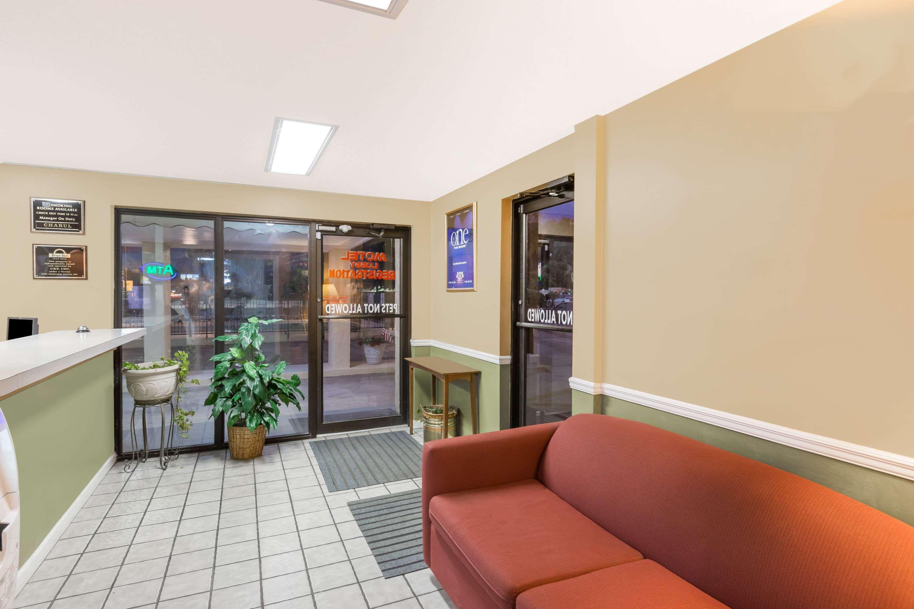 Days Inn By Wyndham Little River Extérieur photo
